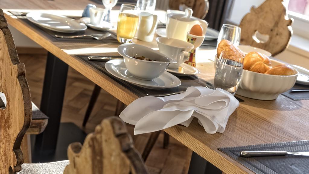 Niedermairhof Bed & Breakfast Brunico Ngoại thất bức ảnh